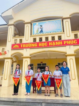 HỘI THI TRÌNH DIỄN THỜI TRANG KHỐI 1,2,3 VÀ HỘI THI NGHI THỨC ĐỘI  4,5